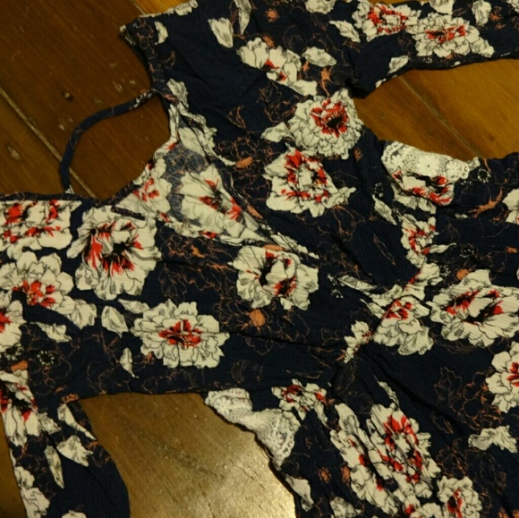 🍁 Boho Navy/floral mini dress - Picture 4 of 5